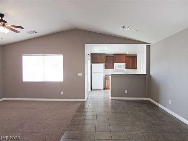 Building Photo - 10424 Madagascar Palm St