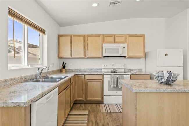 Building Photo - 2631 Bear Mountain Lp