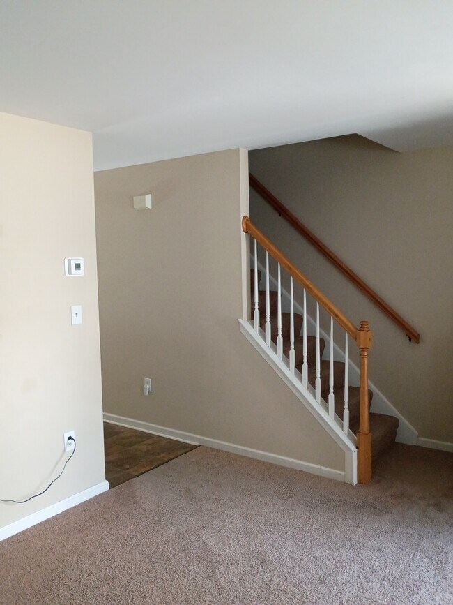 Building Photo - 519 Indian Rock Cir