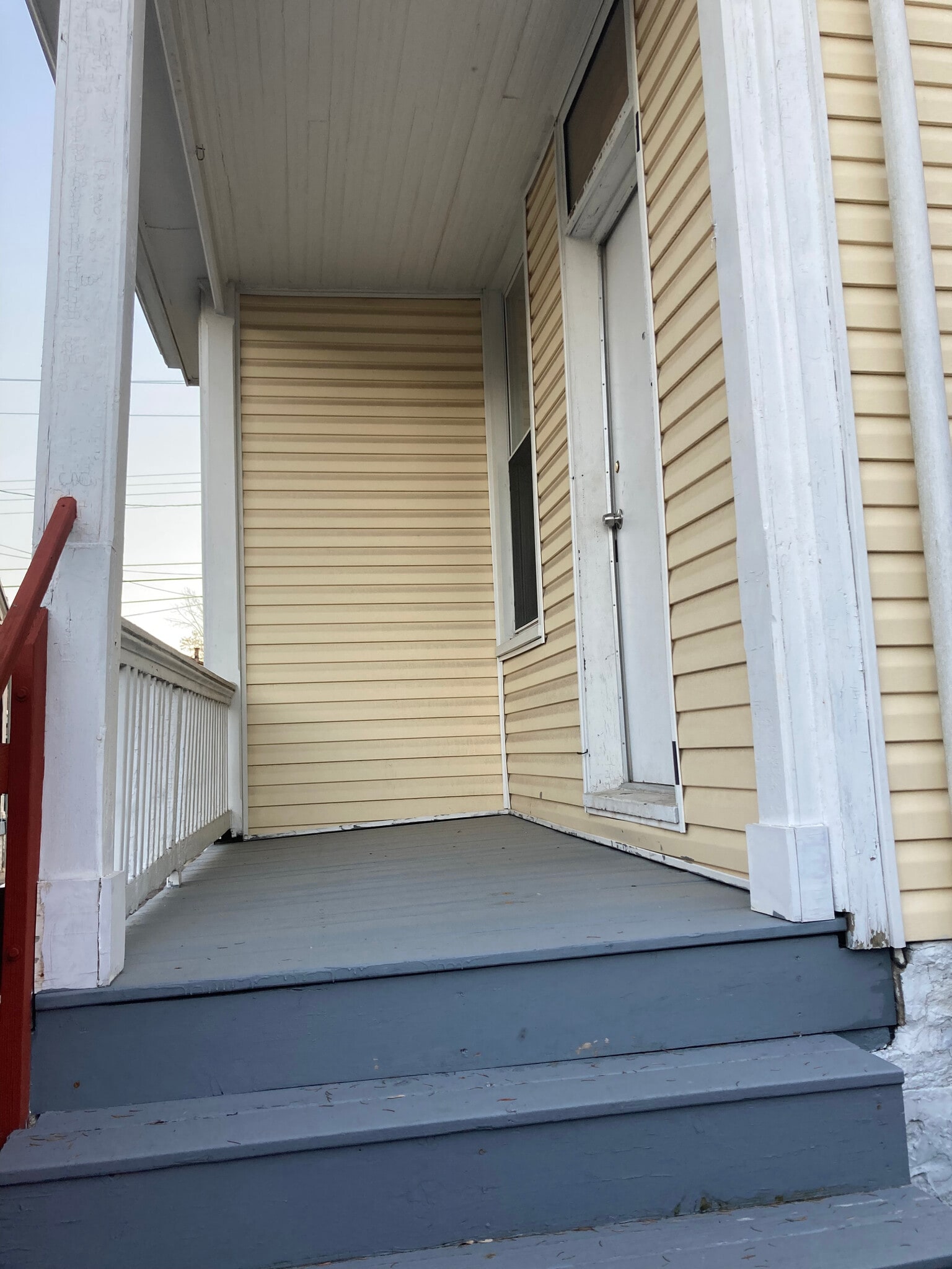 Building Photo - 222 E 18th St