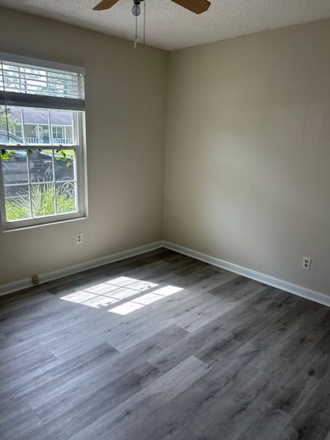 Building Photo - 4808 Sherri Ln