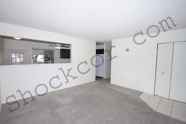 Building Photo - Single Family Aurora