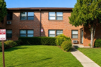 Building Photo - 2902 31st St