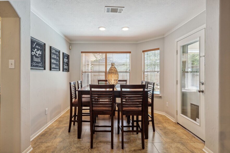 Building Photo - 183 N Millport Cir