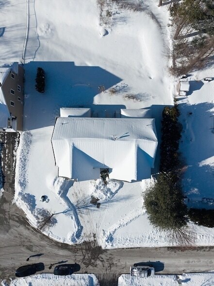 Building Photo - 4 Cyrus Way