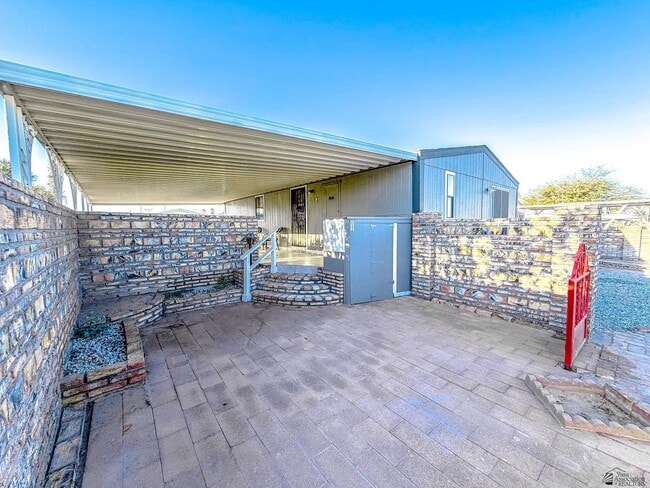 Building Photo - 13240 E 50th Dr