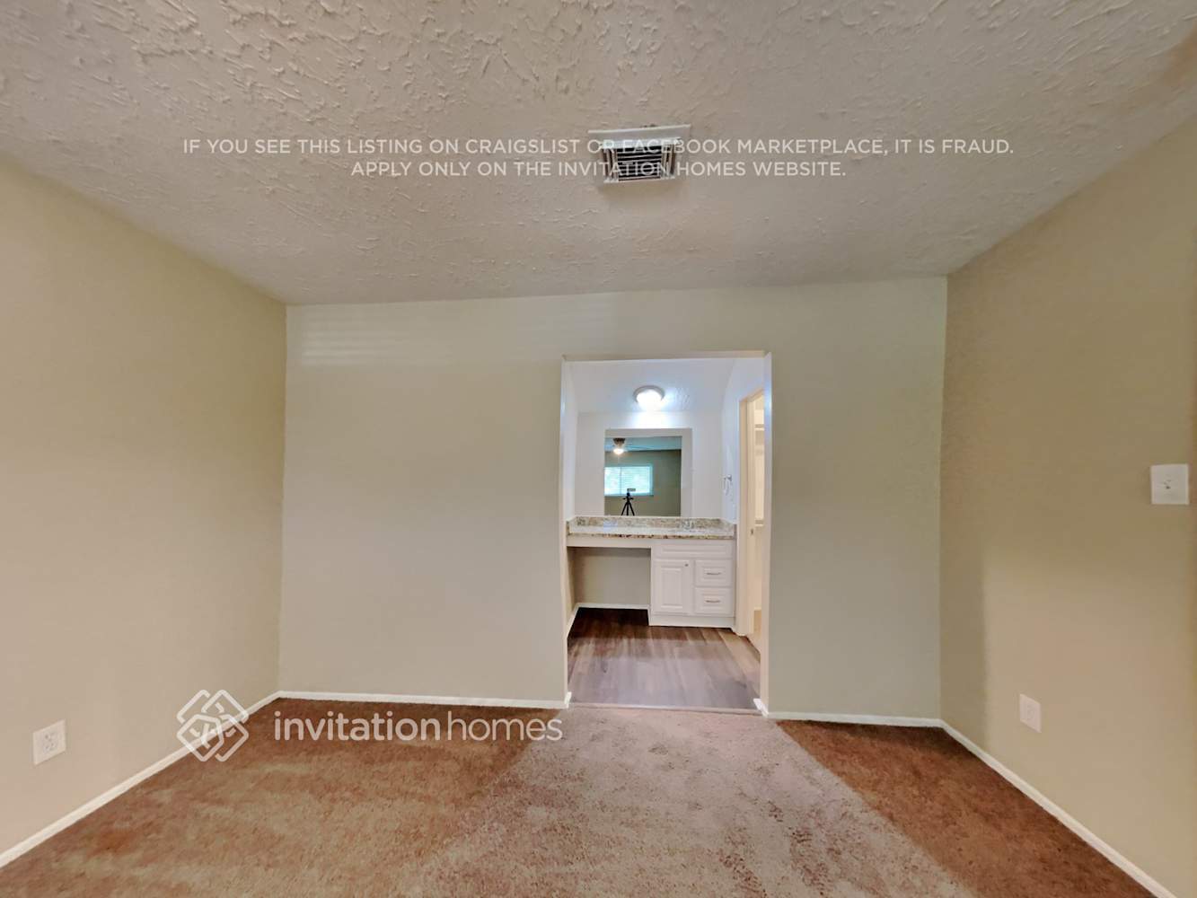 Building Photo - 16014 Logan Rock Rd