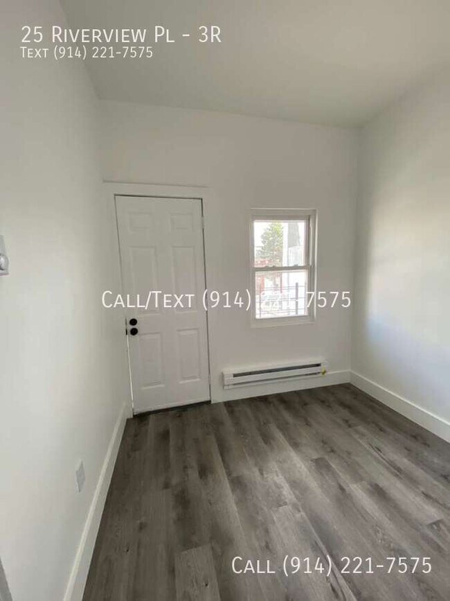 Building Photo - 25 Riverview Pl