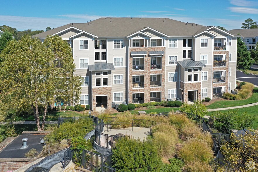 Windsor Upon Stonecrest 4229 Stonecrest Dr Burlington NC 27215