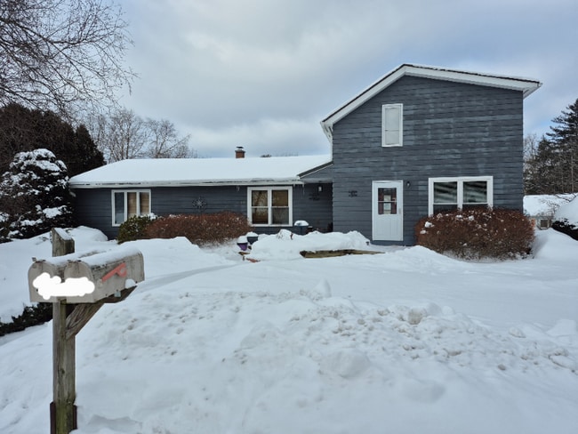 Building Photo - 55 Worthen St