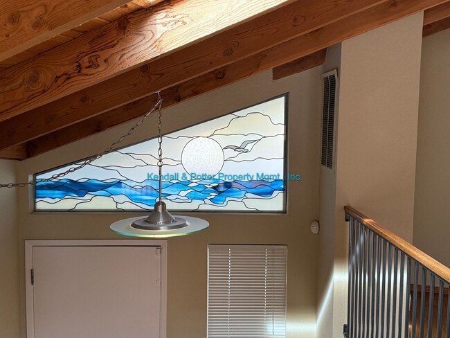Building Photo - Spacious and Bright 3BR 2BA Seacliff Home - Close to the Beach!