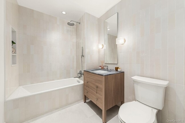 Building Photo - 30-55 Vernon Blvd