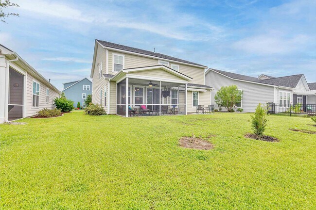 Building Photo - 1399 Berkshire Ave