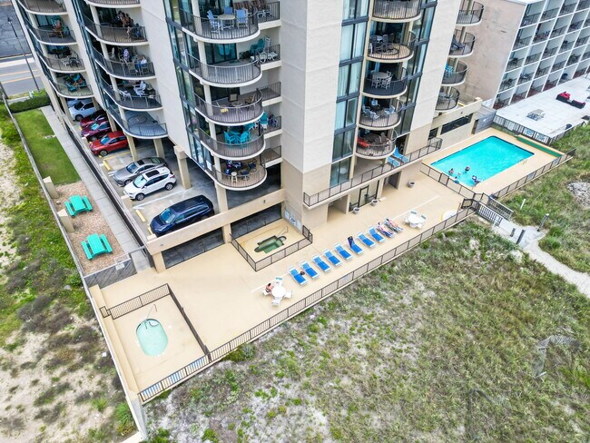 Building Photo - 1425 S Ocean Blvd