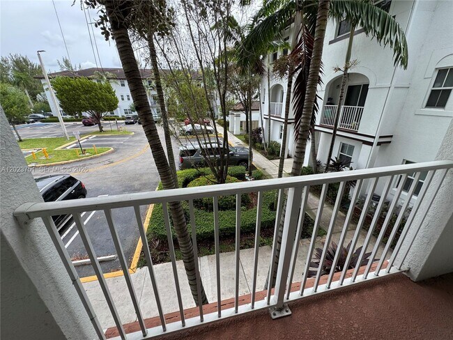 Building Photo - 8650 NW 97th Ave