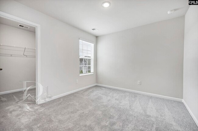 Building Photo - 519 Marcus Wy