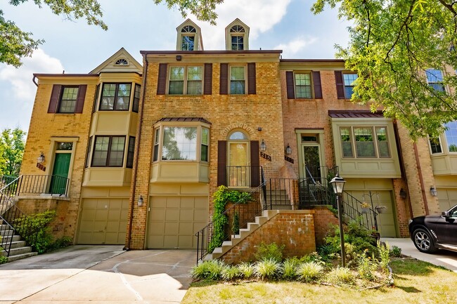 Building Photo - Great 3br 2.5 Bath Townhome in Rockville MD