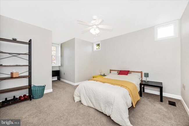 Building Photo - 2465 Bear Den Rd