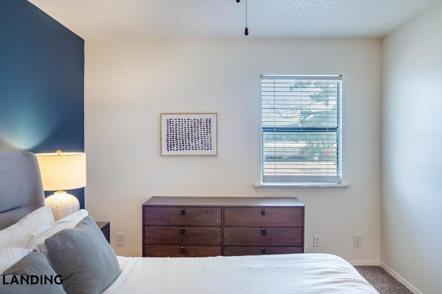 Building Photo - 6326 S 107th E Ave