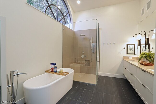 Building Photo - 3331 Riverpark Ct