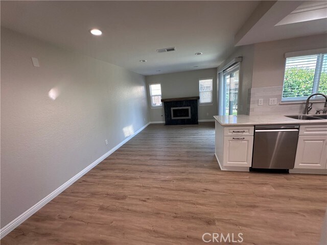 Building Photo - 10279 Candlewood St
