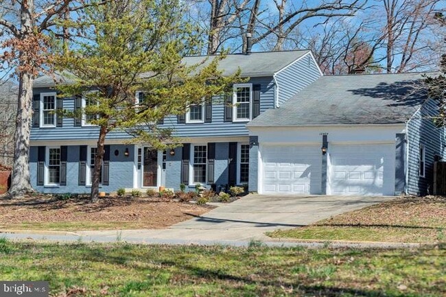 Building Photo - 12404 Surrey Cir Dr
