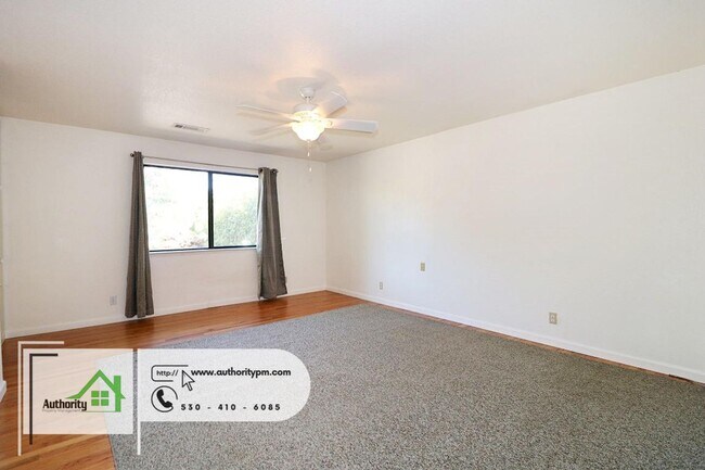 Building Photo - 1708 Regent Ave