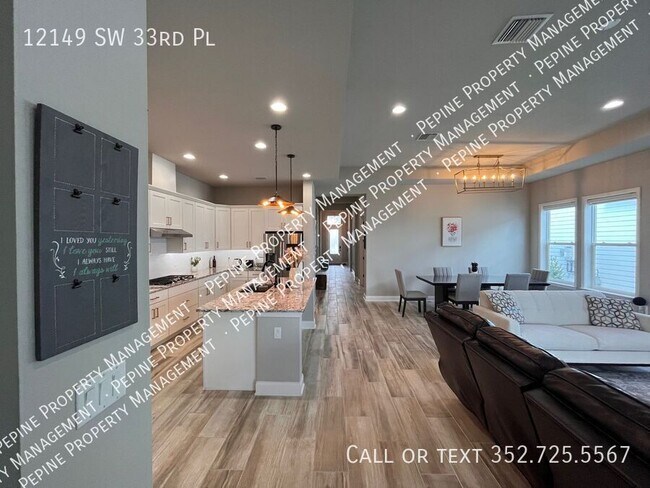 Building Photo - 12149 SW 33rd Pl