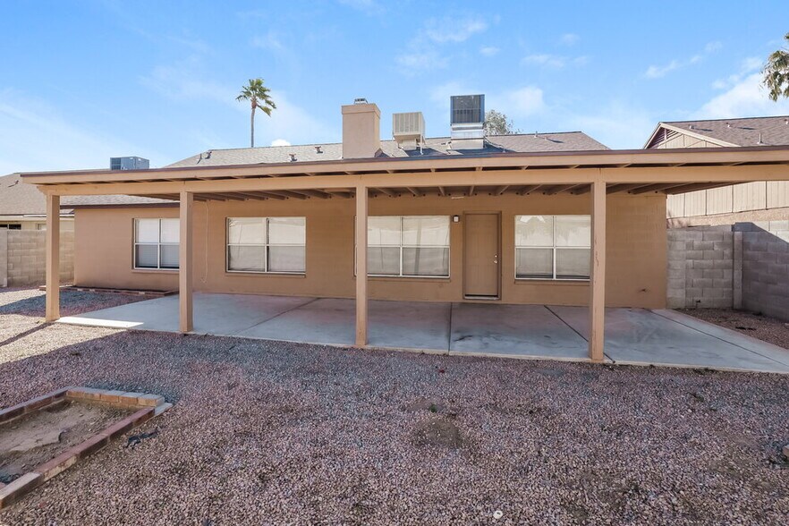 Building Photo - 4218 W Creedance Blvd