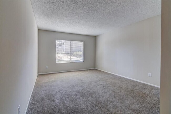 Building Photo - 123 Fair Haven Way