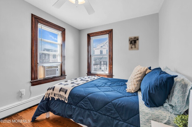 Building Photo - 6 Center St