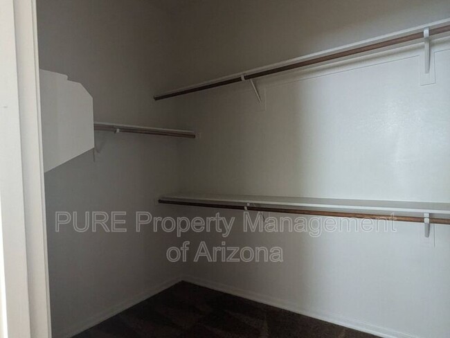 Building Photo - 1457 W Flamingo Dr