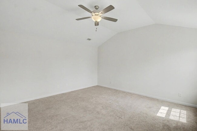Building Photo - 274 Renwick Lp