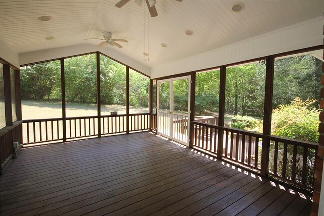 Building Photo - 1735 Moonstone Ct