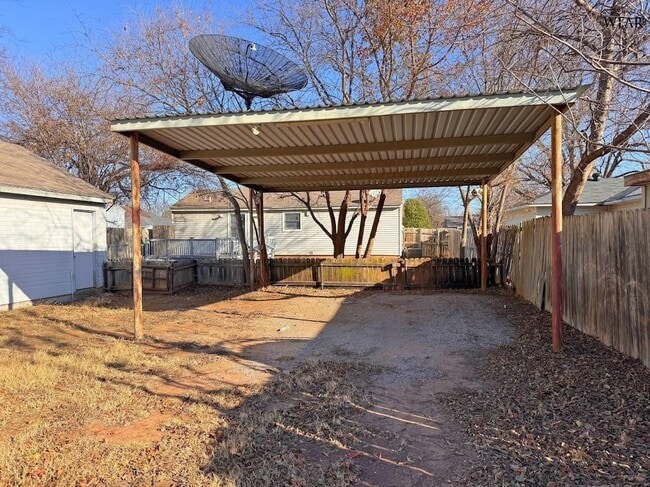 Building Photo - 2939 Parish St