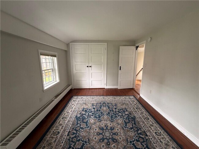 Building Photo - 63 Poplar St