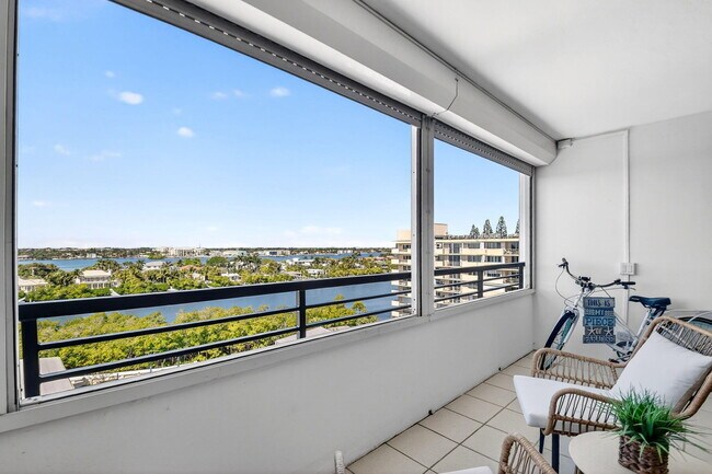 Building Photo - 3589 S Ocean Blvd