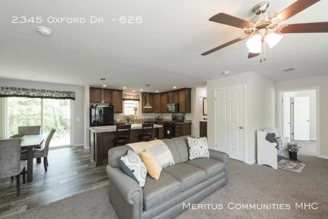 Building Photo - 3 bedroom in Indianapolis IN 46234