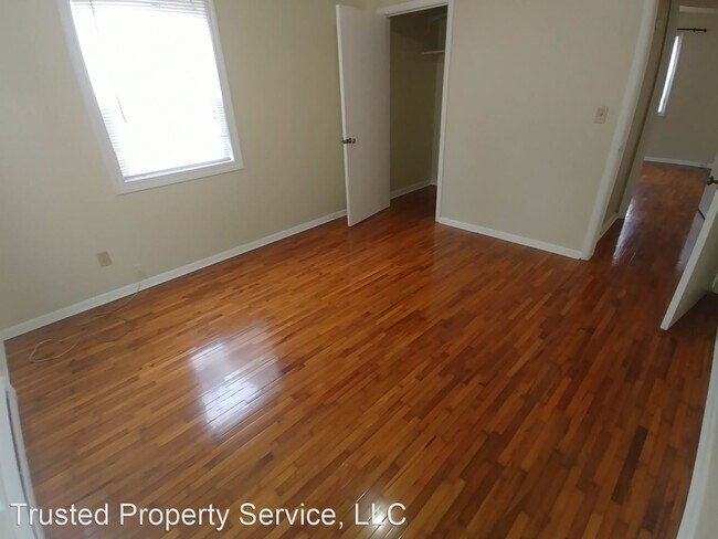 Building Photo - 2 br, 1 bath House - 3311 Oregon Avenue