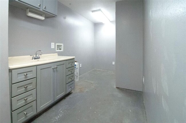Building Photo - 10430 FM 1097