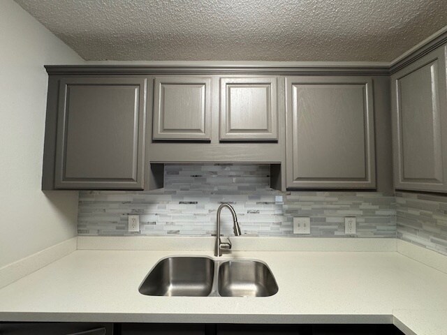 Building Photo - 3252 Cypress Ln