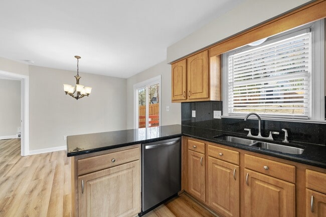 Building Photo - 8313 Bellingham Cir