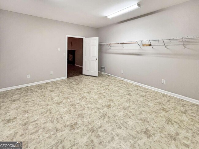 Building Photo - 239 Gallery Ct