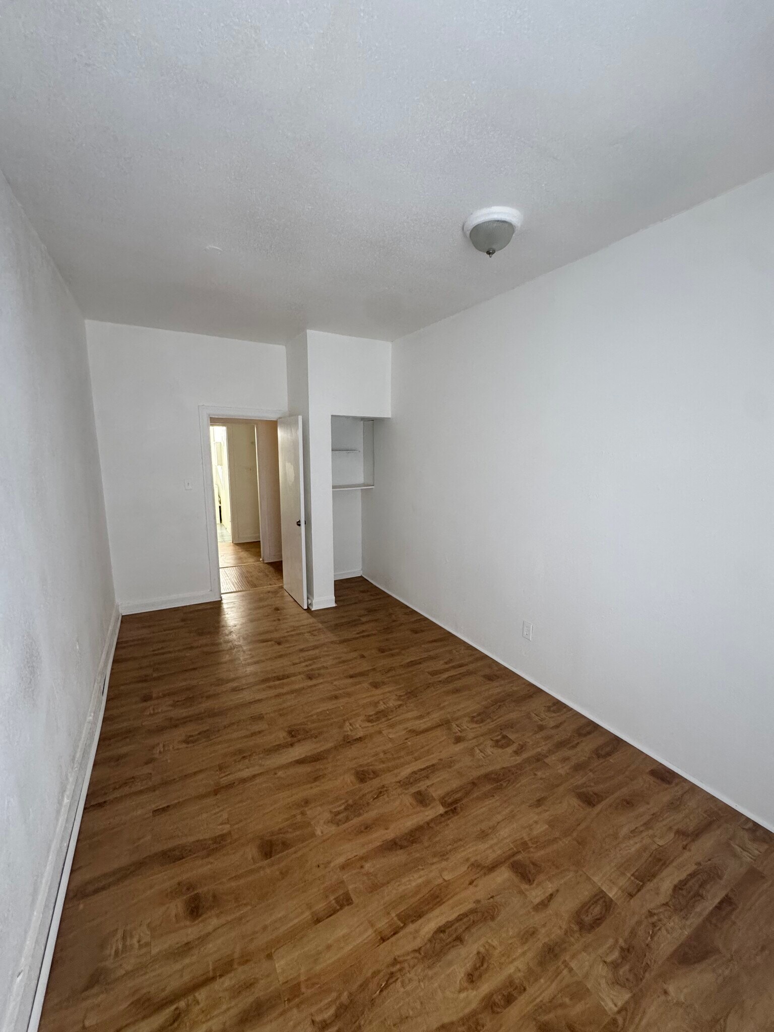 Building Photo - 256 W Florence Ave