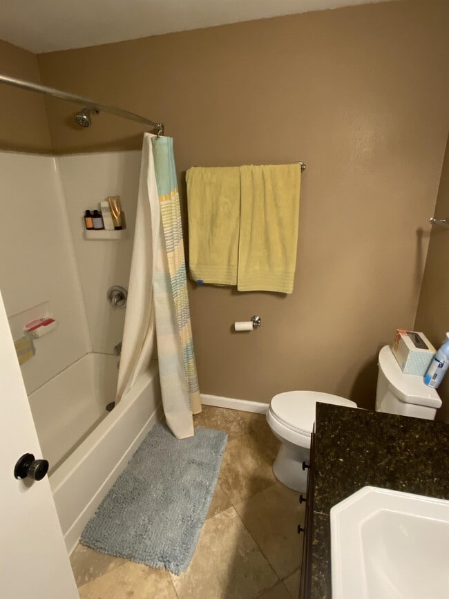 Building Photo - 3982 Valeta St