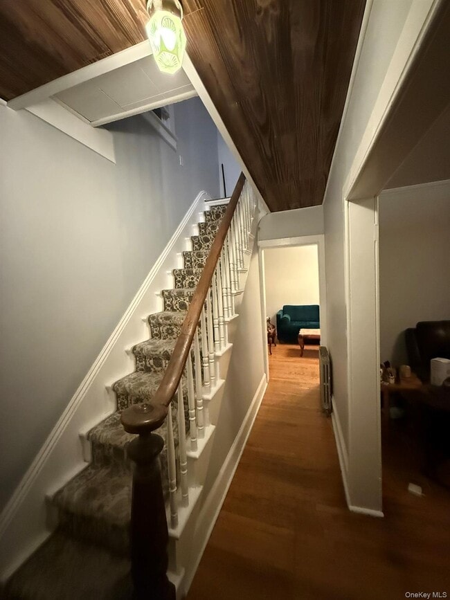 Building Photo - 22 W Church St