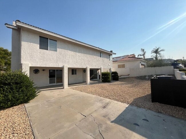 Building Photo - 22547 Cascade Dr