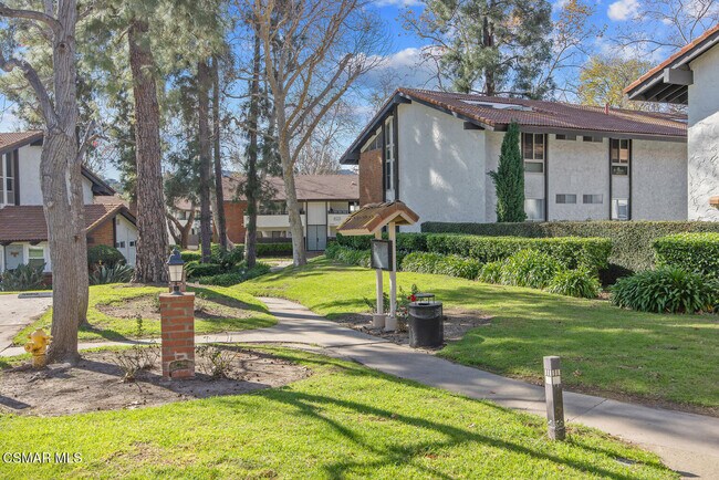 Building Photo - 31555 Lindero Canyon Rd