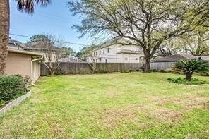 Building Photo - 4934 N Braeswood Blvd