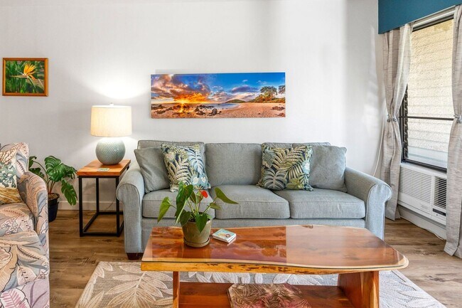 Building Photo - Ocean View 2/2 Fully Furnished + Newly Renovated Condo!
